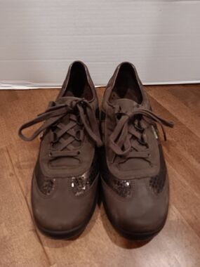 Mephisto Brown Leather & Suede Lace-Up Sneakers Womans Size 8